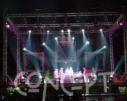 {short description of image}