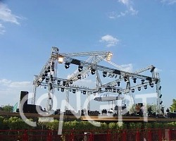 {short description of image}